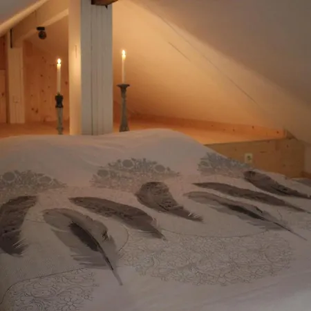 Holiday home Maison Neuve En Bois Pres De Pairy Daisa *